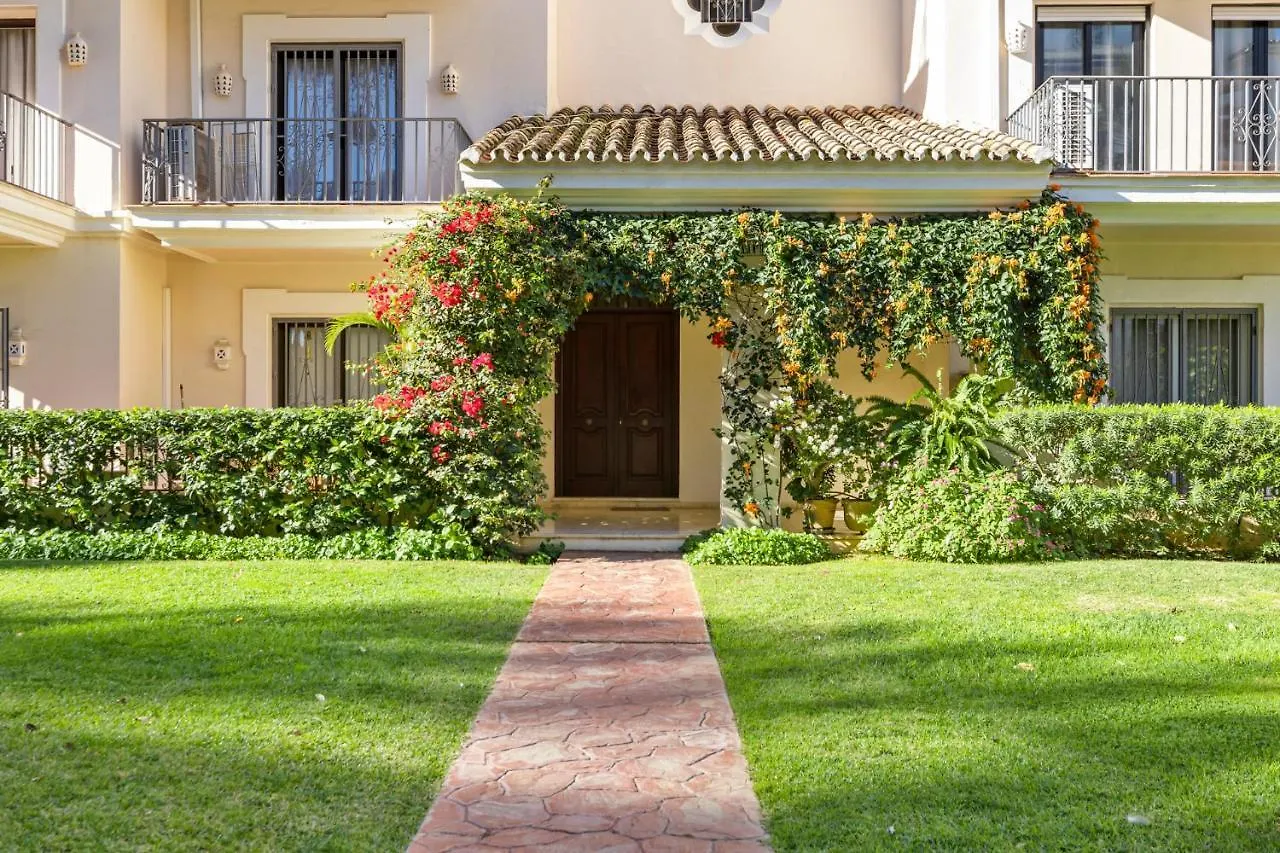 Adm 5 316 Andalucia Del Mar Apartment Marbella 0*,